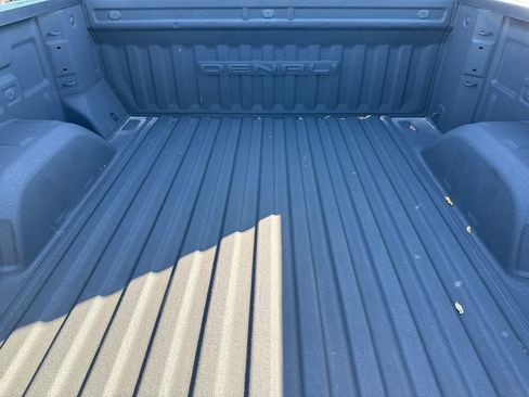 Used 2024 GMC Sierra 1500 Denali w/ Technology Package image 11