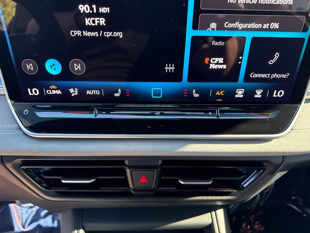 Certified 2025 Volkswagen Tiguan SE R-Line AWD/4WD image 19