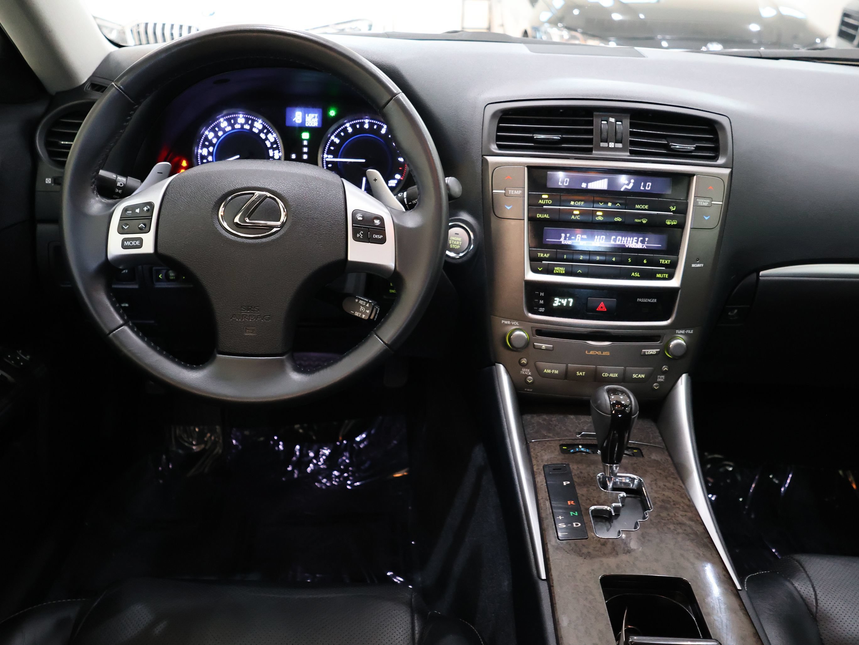 Used 2012 Lexus IS 250 w/ Premium Pkg Value Edition RWD image 25