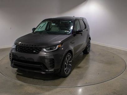 New 2025 Land Rover Discovery Dynamic SE