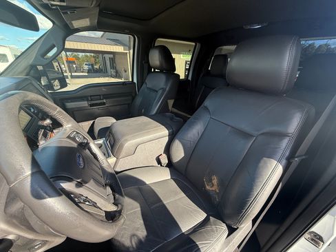 Used 2011 Ford F250 Lariat w/ Lariat Ultimate Pkg image 5