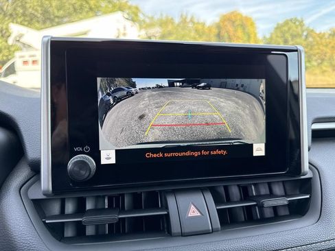 Used 2023 Toyota RAV4 XLE image 24