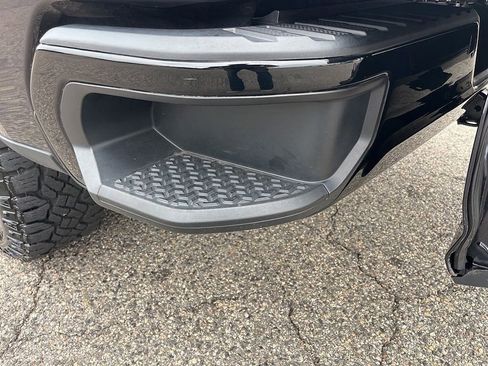 Used 2023 Chevrolet Silverado 1500 Custom Trail Boss image 25