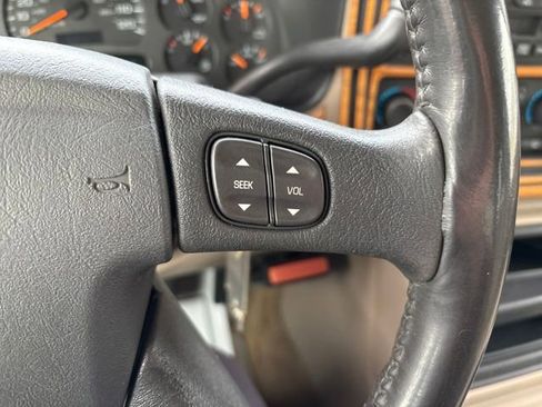 Used 2003 Chevrolet Silverado 2500 LT w/ Skid Plate Package image 15