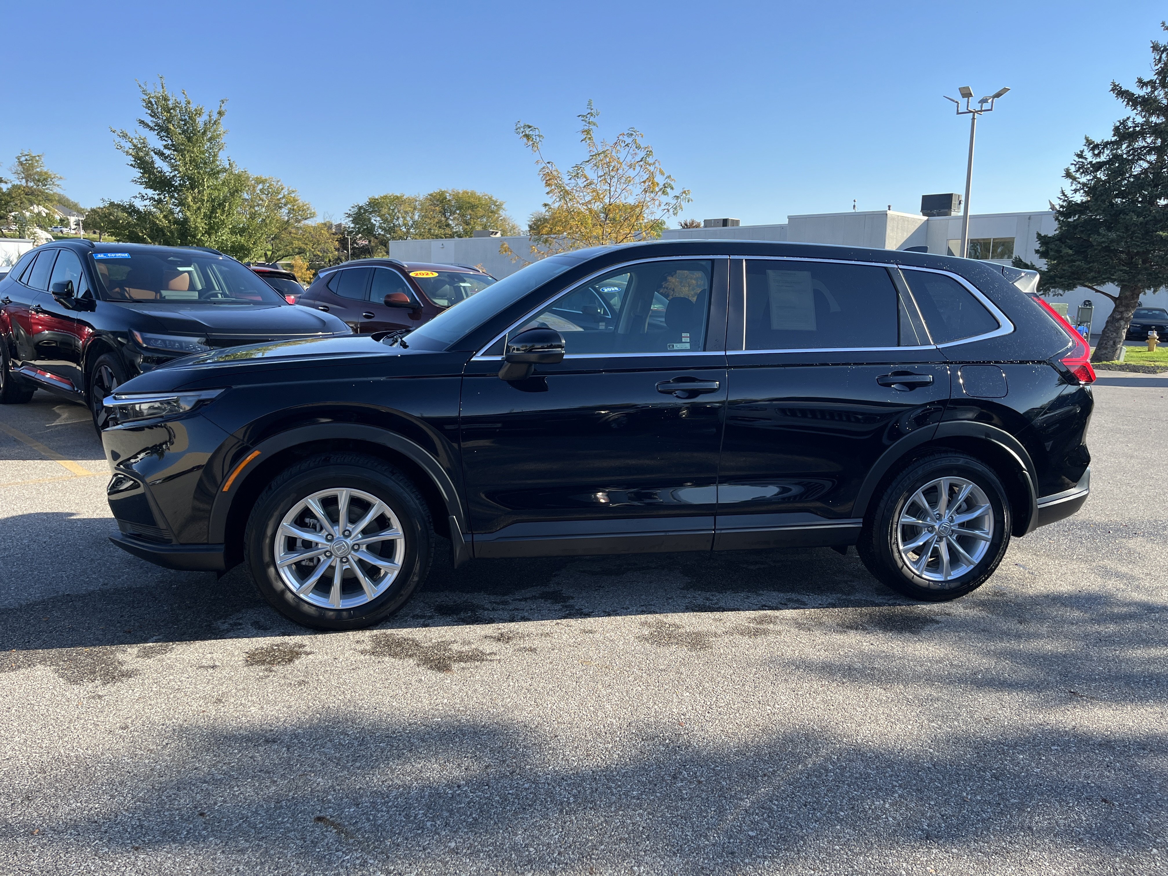 Used 2024 Honda CR-V EX image 7