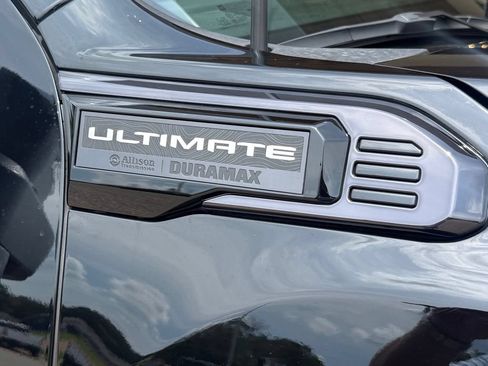 Used 2024 GMC Sierra 3500 Denali Ultimate AWD/4WD image 19