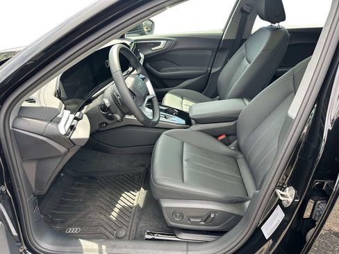 Used 2025 Audi A5 2.0T Premium w/ Convenience Package AWD/4WD image 4