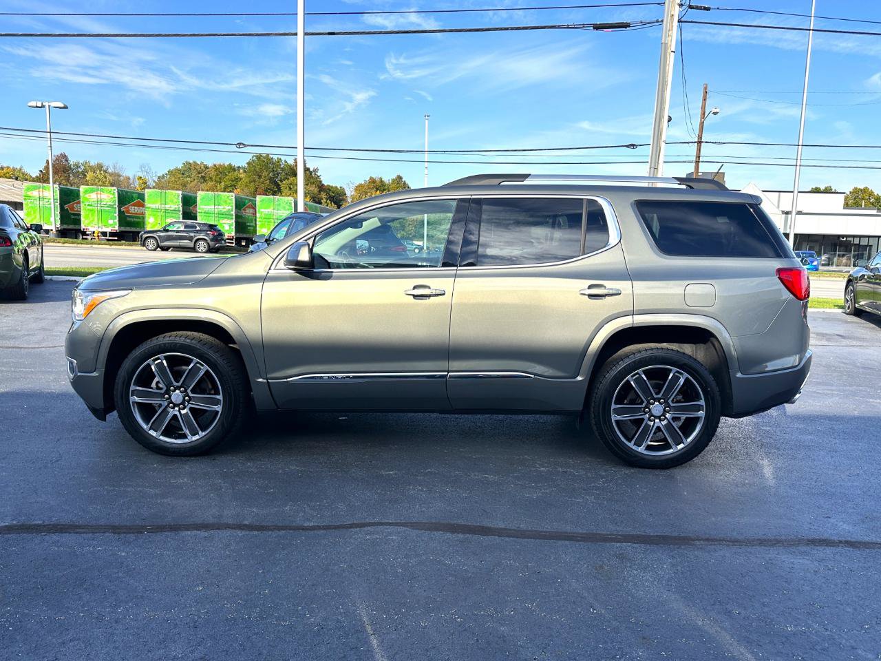 Used 2018 GMC Acadia Denali w/ Technology Package AWD/4WD image 8