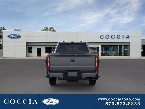 New 2026 Ford F250 Lariat w/ Black Appearance Package image 5