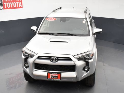 Used 2024 Toyota 4Runner TRD Off-Road image 24