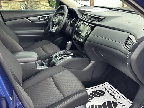 Used 2019 Nissan Rogue SV FWD image 39