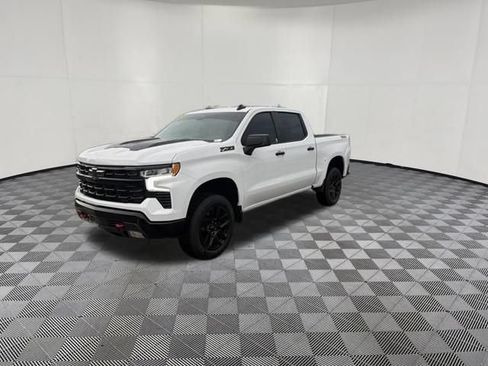 Used 2023 Chevrolet Silverado 1500 LT Trail Boss w/ Protection Package AWD/4WD image 13
