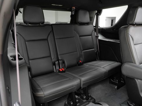 Used 2021 Chevrolet Tahoe High Country w/ Premium Package RWD image 34