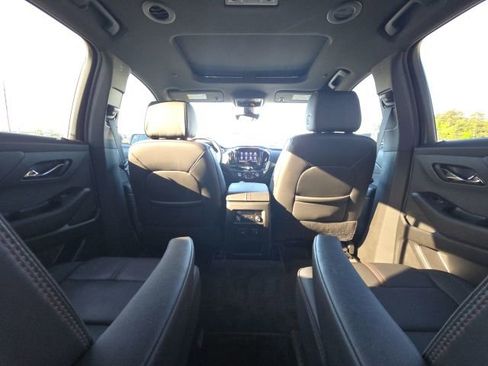 Used 2023 Chevrolet Traverse RS w/ LPO, Floor Liner Package AWD/4WD image 22