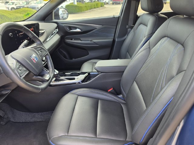 Used 2025 Buick Envista Sport Touring w/ Experience Buick Package FWD image 15