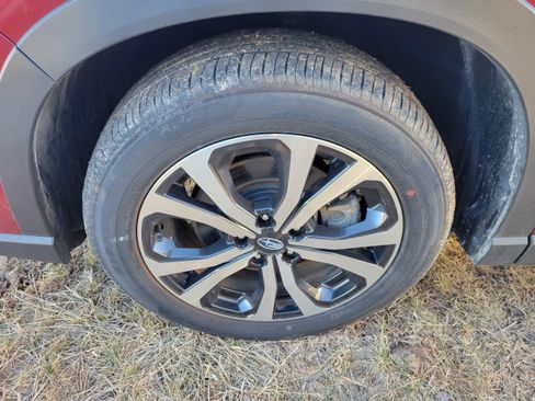 Certified 2024 Subaru Forester Limited image 11