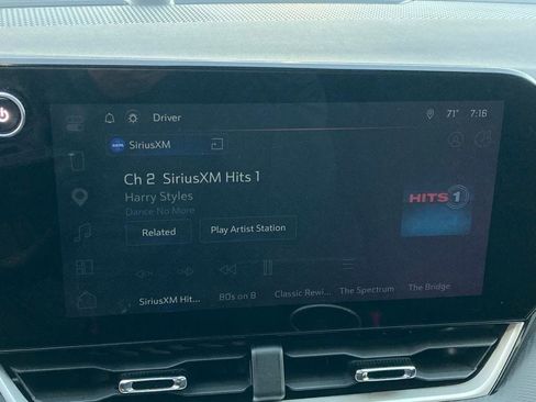 Used 2025 Chevrolet Equinox LT image 21