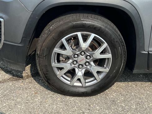 Used 2020 GMC Acadia SLT AWD/4WD image 25