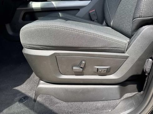 New 2026 RAM 2500 Big Horn AWD/4WD image 18