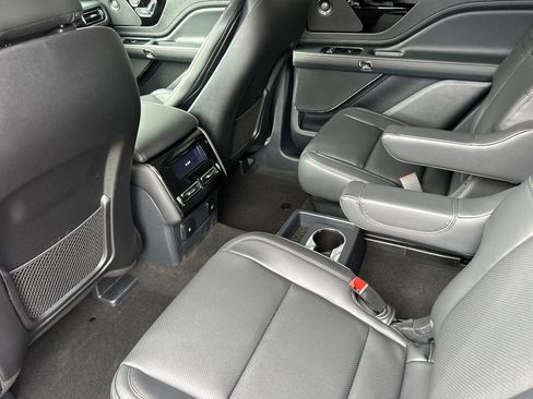 New 2025 Lincoln Aviator 2WD w/ Equipment Group 101A image 10