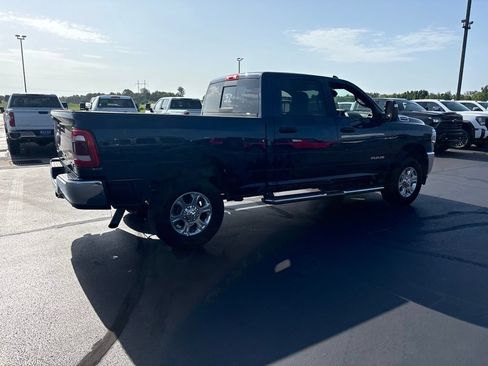 Used 2024 RAM 2500 Big Horn w/ Level 2 Equipment Group AWD/4WD image 9