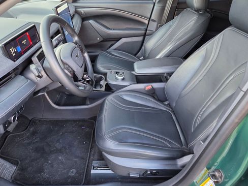 Certified 2024 Ford Mustang Mach-E Premium image 4