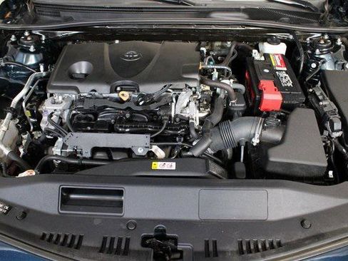 Certified 2020 Toyota Camry XLE image 27