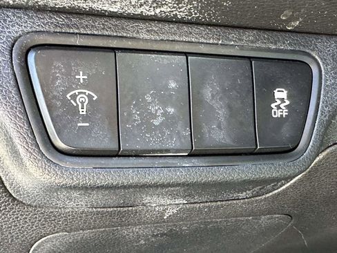 Used 2022 Kia Forte LXS image 19