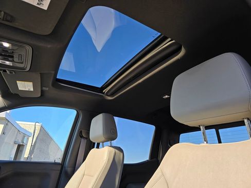 Used 2021 Chevrolet Silverado 1500 RST image 22