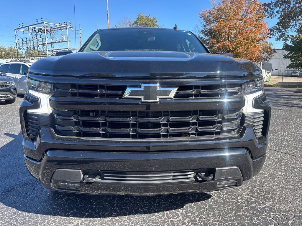 Used 2024 Chevrolet Silverado 1500 RST w/ Rally Edition AWD/4WD image 2