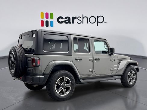 Used 2023 Jeep Wrangler Unlimited Sahara w/ Cold Weather Group AWD/4WD image 5
