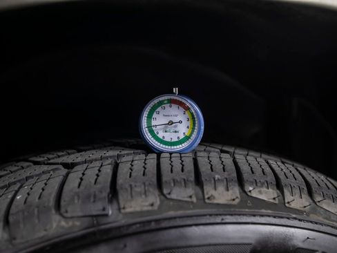 Used 2013 Ford Edge SEL image 41