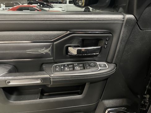Used 2022 RAM 3500 Limited AWD/4WD image 22