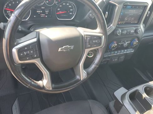 Certified 2021 Chevrolet Silverado 1500 RST w/ Redline Edition AWD/4WD image 18