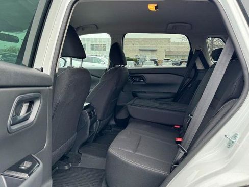 Certified 2025 Nissan Rogue S AWD/4WD image 10