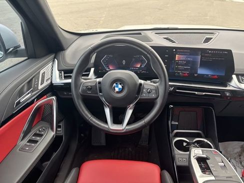 Used 2023 BMW X1 xDrive28i w/ Premium Package image 25