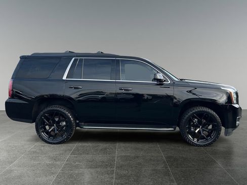 Used 2019 GMC Yukon SLT image 8