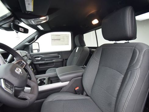 New 2026 RAM 2500 Big Horn image 33