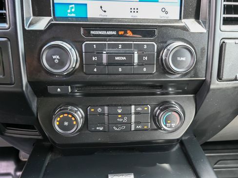 Used 2017 Ford F150 XL w/ Equipment Group 101A Mid AWD/4WD image 23