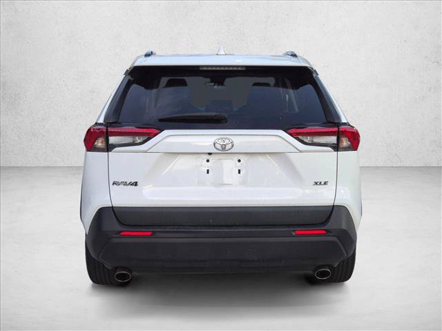 Used 2021 Toyota RAV4 XLE FWD image 6