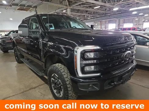 Used 2024 Ford F250 Lariat w/ Lariat Ultimate Package AWD/4WD image 1