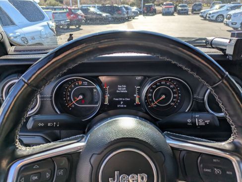 Used 2021 Jeep Gladiator Overland w/ Popular Equipment Package image 19