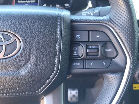 Certified 2024 Toyota Tacoma TRD Off-Road w/ TRD Off Road Premium Package AWD/4WD image 15