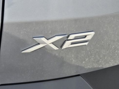 Used 2025 BMW X2 xDrive28i image 11