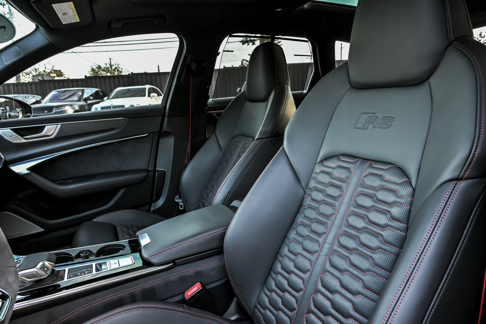 Used 2022 Audi RS 6 AWD/4WD image 30