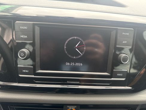 Certified 2023 Volkswagen Taos S FWD image 12