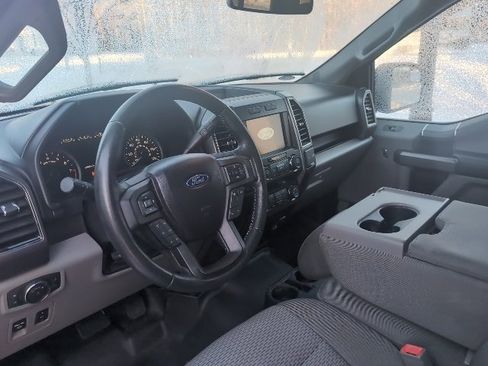 Used 2019 Ford F150 XLT w/ Equipment Group 302A Luxury image 4