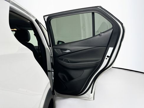 Used 2025 Buick Encore GX Preferred image 28