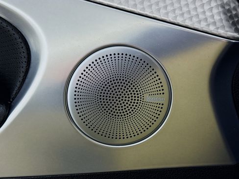 Used 2023 Genesis G70 2.0T w/ Sport Prestige Package image 4