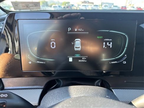 Used 2023 Kia Sportage LX image 18
